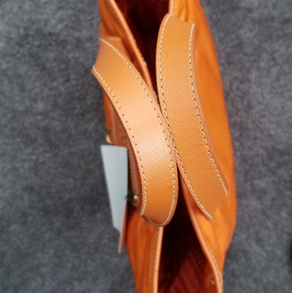 ❌SOLD🚫GENUINE PRADA TESSUTO TOTE! - Picture 10 of 15
